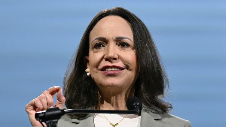 Accord pétrolier avec les Etats-Unis: le Venezuela a "besoin de plus que de l'argent", déclare la Prix Nobel Machado
